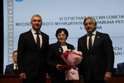 Мөслим яңа биеклекләргә омтыла