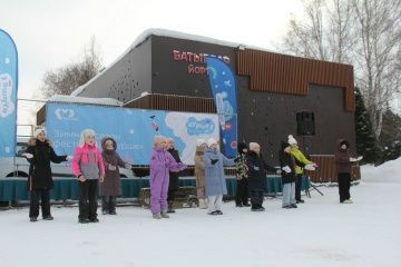 Бүген Мөслимдә Ватанны саклаучылар көненә багышланган тантаналы чаралар узды