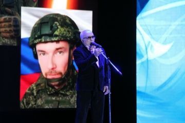 Кичә ватанны саклаучылар көне уңаеннан концерт булды