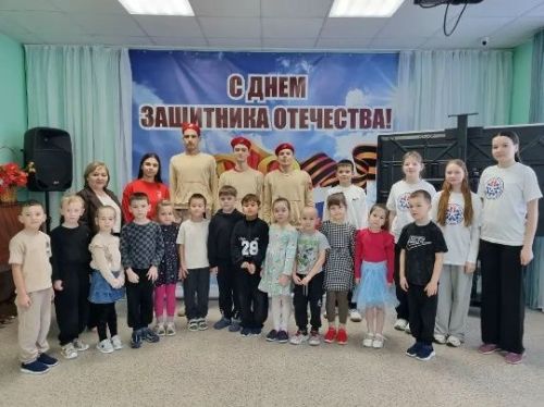 Мөслим лицееның «Яшь армиячеләр» отряды «Карлыгач» балалар бакчасында кунакта булды