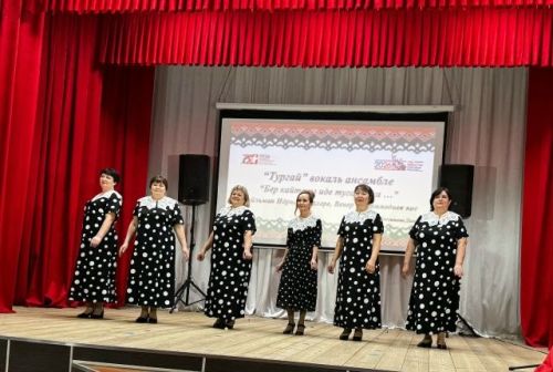 «Яшьнәп яшә, җырлы халкым!» дип исемләнгән район конкурсының сайлап алу туры узды