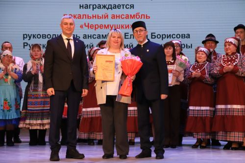 ТР Халыклар ассамблеясының Мөслим бүлеге узган елгы эшчәнлеге буенча хисап тотты