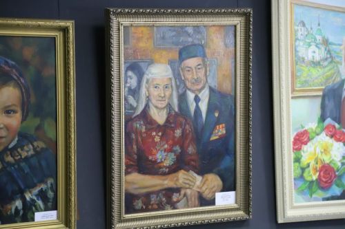 Алсу Туйчинаның «Матурлыкны күрергә» дип исемләнгән күргәзмәсе ачылды