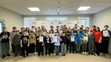 Мәктәптән тыш эшләр үзәгендә робот техникасы буенча республикакүләм «РобоРалли» ярышы узды