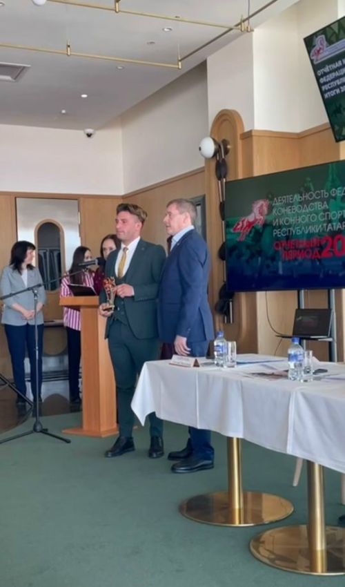 Кирилл Петроченко «Ел тренеры» исеменә лаек булды