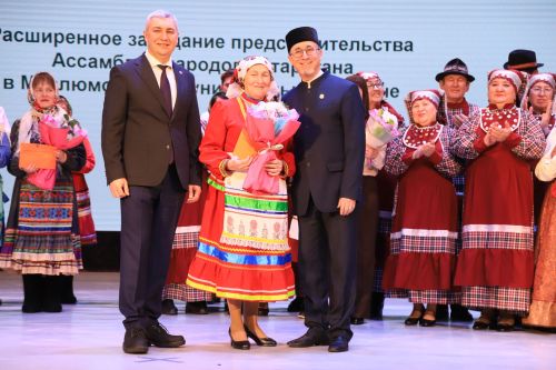 Дуслыкның бер чагылышы