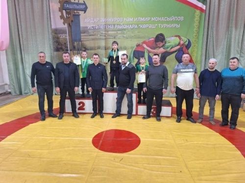 Якташларыбыз исеменә багышланган  милли көрәш буенча районара турнир үтте