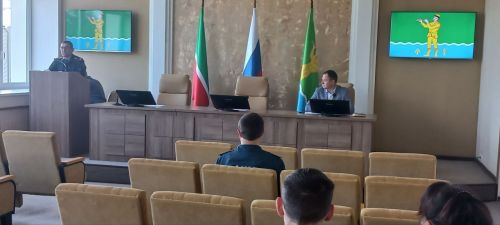 Район хакимиятенең актлар залында Террорга каршы комиссиянең чираттагы утырышы узды