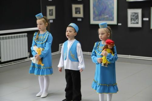 Күңелем Тукай белән сөйләшә