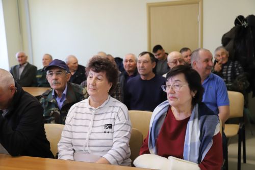 Үзара аңлашу кирәк