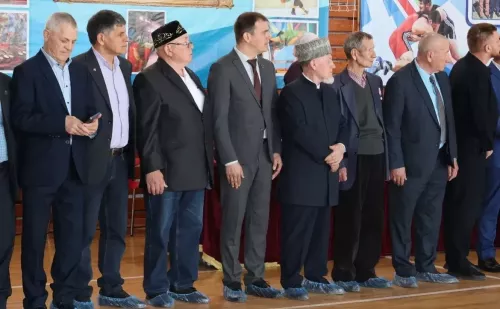 Сарман районында Хаҗип Гәрәев истәлегенә татар милли көрәш бәйгесе узды