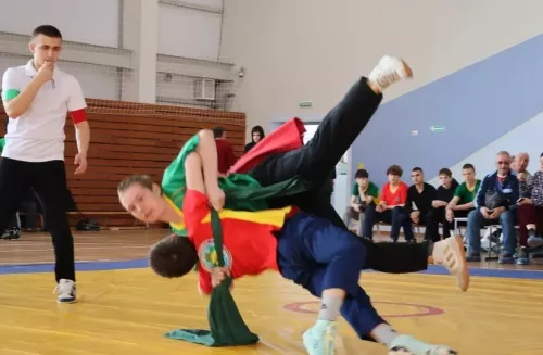 Сарман районында Хаҗип Гәрәев истәлегенә татар милли көрәш бәйгесе узды