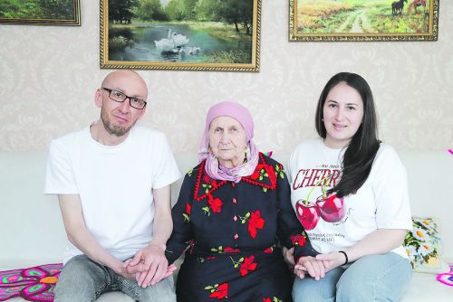 Роза Гатина: Курчаклы уйнамадым
