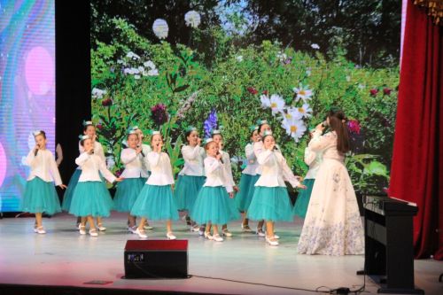 Мөслим балалар сәнгать мәктәбенең еллык иҗади концерты узды