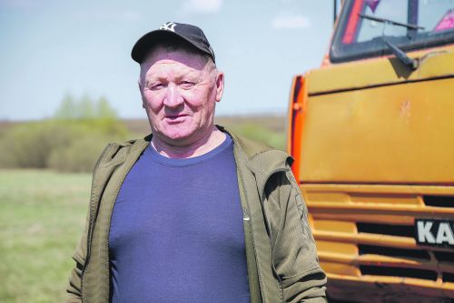Бер йодрык булып эшлиләр