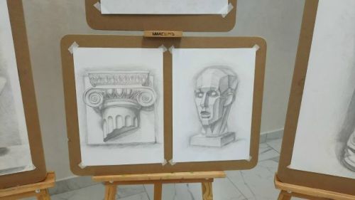 Карандаш зур хыялларга илтә