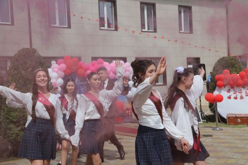 Мөслим мәктәпләрендә бүген Соңгы кыңгырау бәйрәме бара