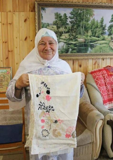 Әбиегездән калган чигүле намазлыкны Казан Кремле музеенда күрсәтә аласыз