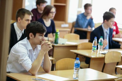 Табиб имтихан алдыннан балага ярдәм итү турында: Нәтиҗәгә карамастан, яратуыгызны әйтегез