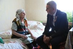 Район башлыгы Альберт Хуҗин тыл ветераннарын котлады