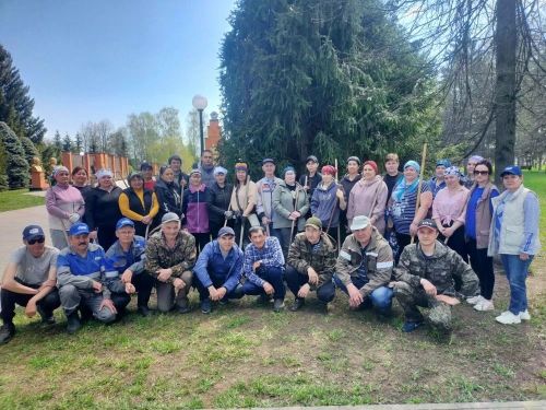 Сугышчан һәм хезмәт даны мемориаль комплексында өмәләр бара