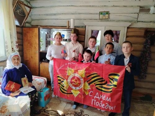 Бөек Ватан сугышы ветераны кунаклар кабул иткән