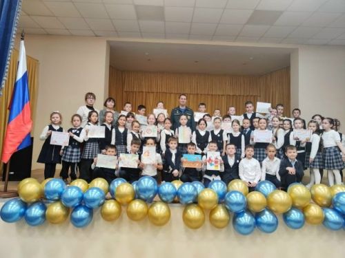 Мөслим гимназиясе укучылары янгын сүндерүчеләр белән очрашты