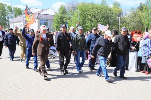 Демонстрация һәм парад – Җиңү бәйрәменең иң тантаналы мизгелләре