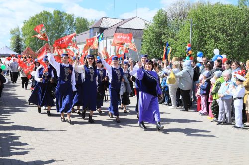 Демонстрация һәм парад – Җиңү бәйрәменең иң тантаналы мизгелләре