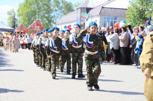 Демонстрация һәм парад – Җиңү бәйрәменең иң тантаналы мизгелләре