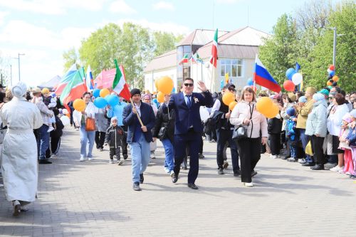 Демонстрация һәм парад – Җиңү бәйрәменең иң тантаналы мизгелләре