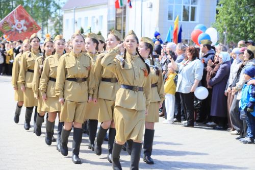 Демонстрация һәм парад – Җиңү бәйрәменең иң тантаналы мизгелләре
