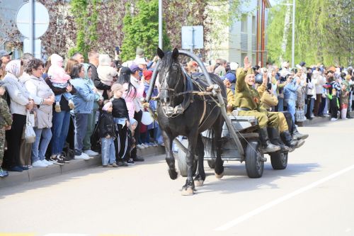 Демонстрация һәм парад – Җиңү бәйрәменең иң тантаналы мизгелләре