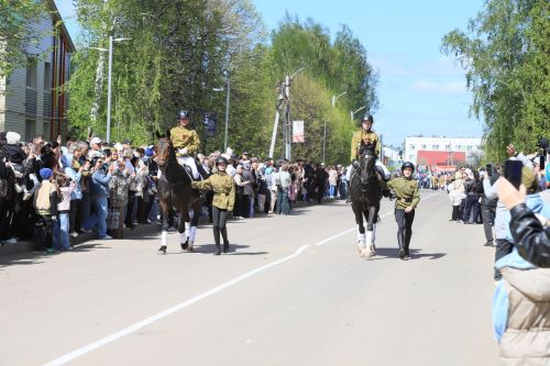Демонстрация һәм парад – Җиңү бәйрәменең иң тантаналы мизгелләре