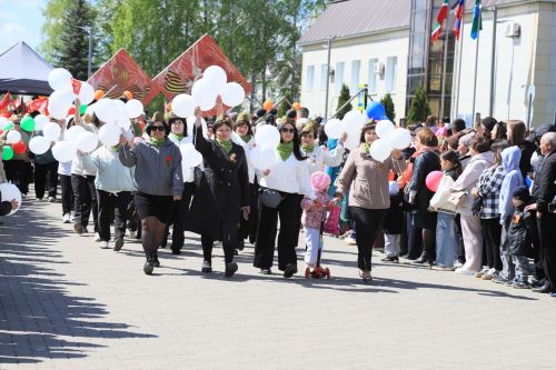Демонстрация һәм парад – Җиңү бәйрәменең иң тантаналы мизгелләре