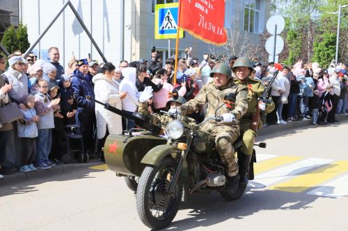 Демонстрация һәм парад – Җиңү бәйрәменең иң тантаналы мизгелләре