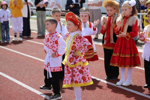 Мөслим «Яшьлек» спорт комплексында Халыкара балаларны яклау көне узды