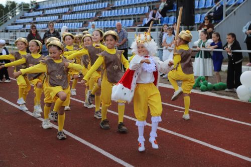 Мөслим «Яшьлек» спорт комплексында Халыкара балаларны яклау көне узды
