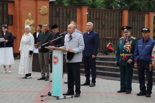 Мөслимдә Хәтер һәм кайгы көненә багышланган митинг узды