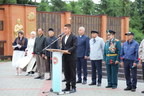 Мөслимдә Хәтер һәм кайгы көненә багышланган митинг узды