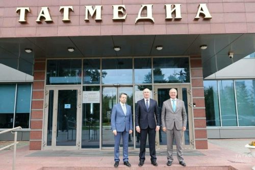 ТАСС генераль директоры Андрей Кондрашов «Татмедиа»да һәм «Татар-информ»да булды