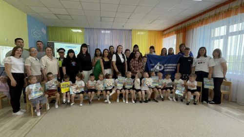 Балалар иминлеге – беренче урында: бакчада файдалы чара узды