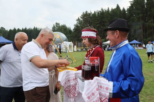 Яңа Усыда Питрау бәйрәме узды