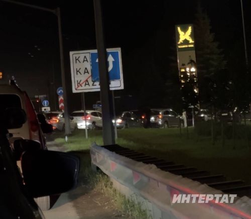 15 тоннаны 6 сәгатьтә алалар: Татарстанда бензинга ихтыяҗ нигә артты?