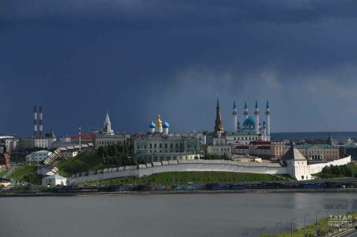 Татарстанда көчле яңгыр, боз явуы көтелә, эсселек саклана