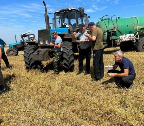 «Намус» механизаторларына күчмә ашханә