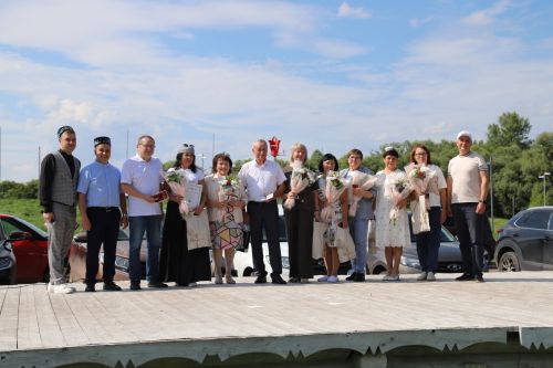 “Кояшлы Ык” татар ихатасында медицина хезмәткәрләре бәйрәме
