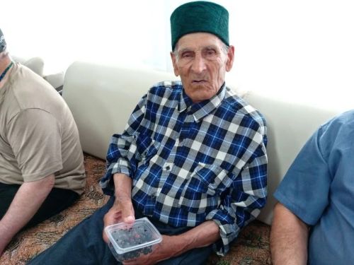 Олы Чакмак волонтерлары картлар йортында Иван Купала бәйрәмен уздырды