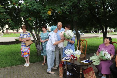 8 июль – Гаилә, мәхәббәт һәм тугрылык көне