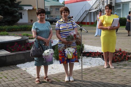 8 июль – Гаилә, мәхәббәт һәм тугрылык көне